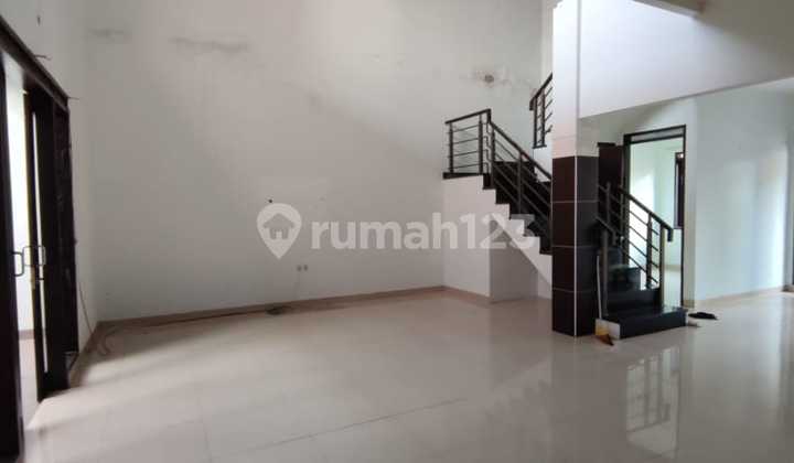 Minimalist 2-Story House in Batununggal Indah, Bandung 2
