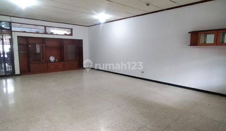 Rumah di Jalan Kembar Bandung Cocok Untuk Kantor 2