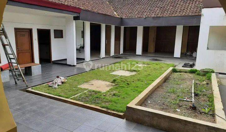  Rumah Strategis Ex Resto di Mainroad Dr Cipto , Bandung 2