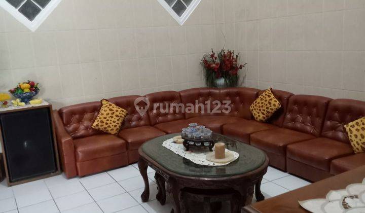 Rumah Dijual Nyaman Siap Huni di Komplek Cibolerang , Bandung 2