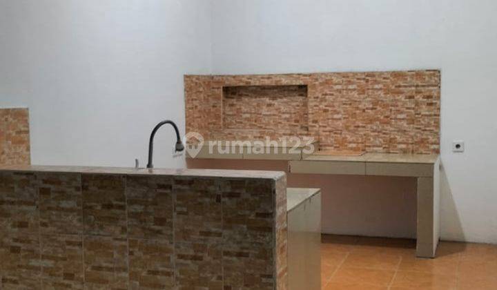 Rumah Dijual Minimalis 2,5 Lantai di Taman Kopo Indah, Bandung 2