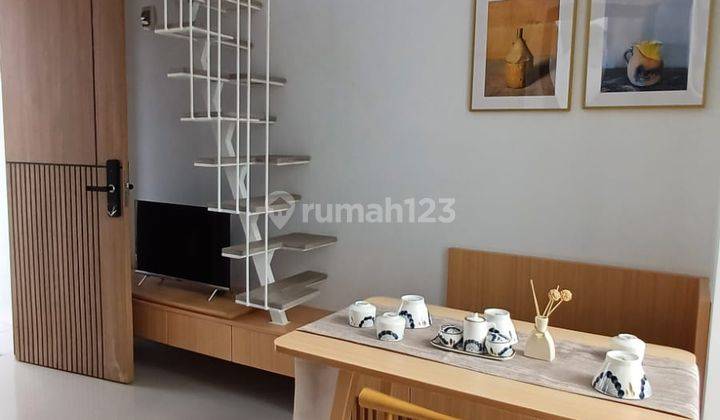 Rumah Minimalis Desain Modern di Hinata Living , Taman Rahayu 1