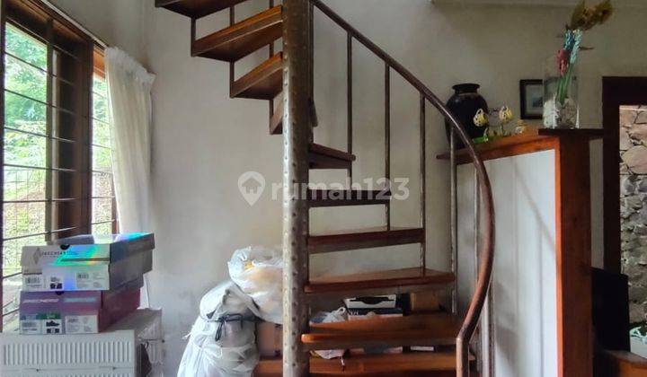 Rumah Dijual 2,5 Lantai di Bukit Pakar Timur, Dago Bandung 2