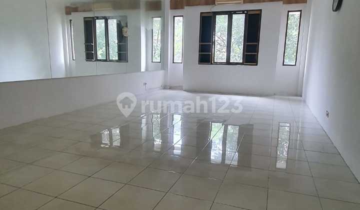 Ruko Disewa Terawat Siap Pakai di Area Antapani, Bandung 46