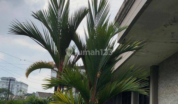 Rumah Dijual Terawat Semi Furnish di Cipaganti Permai, Bandung 2