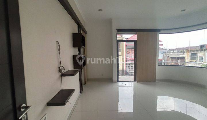 Rumah Dijual Bagus Dan Terawat di Sudirman Townhouse, Bandung 2