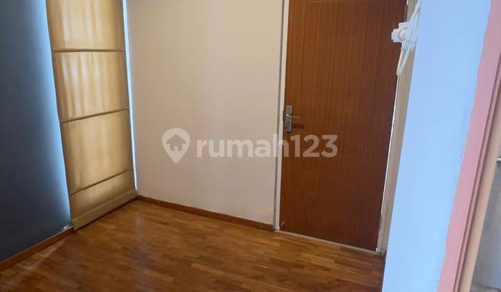 Rumah Dijual Minimalis 2 Lantai di Sariwangi Regency 2 Rumah Dijual Minimalis 2 Lantai di Sariwangi Regency 2