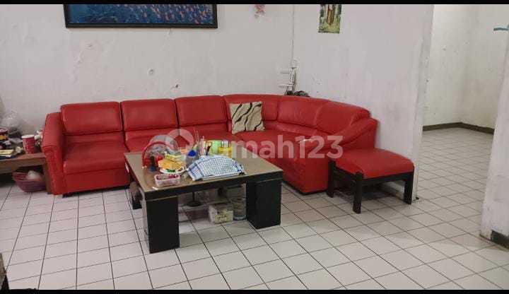 Rumah Dijual Sangat Strategis di Mainroad Otista, Bandung 21 Rumah Dijual Sangat Strategis di Mainroad Otista, Bandung 21