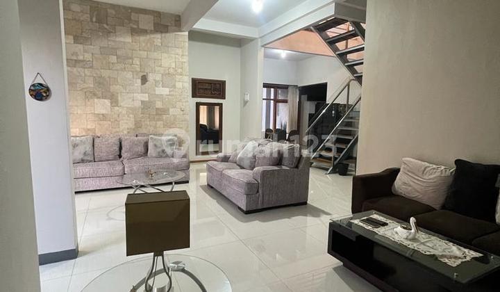 Rumah Dijual Bagus Modern Siap Huni di Golf Barat, Arcamanik