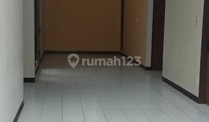Rumah Disewa Siap Huni  di Taman Kopo Indah 3, Kab Bandung 62 2