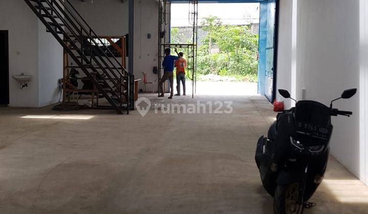 Gudang Dijual Strategis Siap Pakai di Sayap Taman Kopo Indah 2