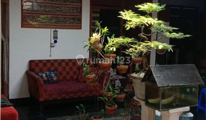 Rumah Dijual Strategis 2,5 Lantai di Sayap Buah Batu, Bandung 1