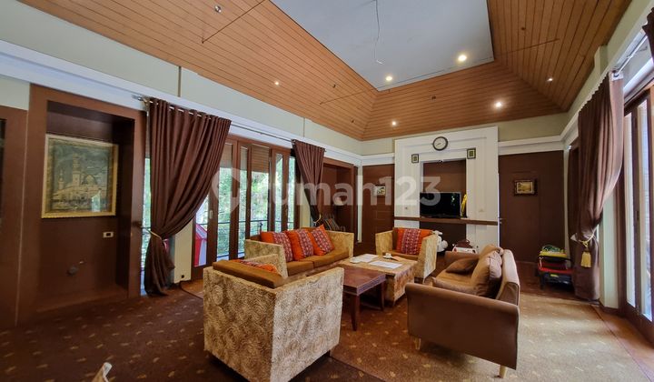 Rumah Villa Dijual Design Bagus Di Sersan Bajuri, Cihideung 57