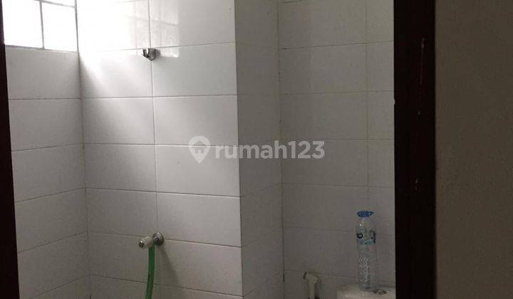 Ruko Dijual Terawat 3 Lantai di Holis Regency, Kota Bandung 2