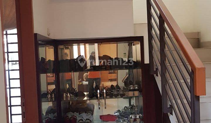 Rumah Dijual Nyaman Semi Furnish di Sayap Cipaganti, Bandung 2