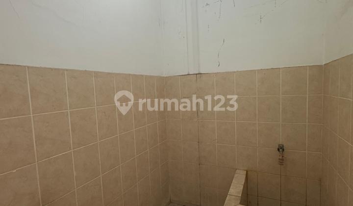 Rumah Dijual Semi Furnish di Taman Kopo Indah 3, Bandung 53 2