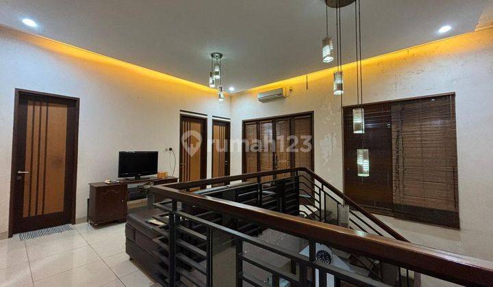 Rumah Dijual Semi Furnish Siap Huni di Sayap Surya Sumantri 2