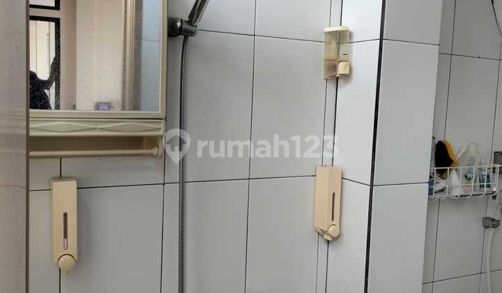 Rumah Villa Dijual Bagus 2 Lantai di Mainroad Trs Sersan Bajuri 52 2