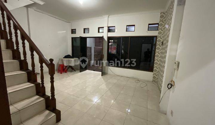 Ruko + Kost Dijual Terawat 2 Lantai di Gunung Batu, Cimahi  2