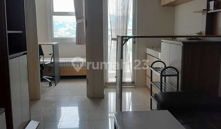 Apartemen Parahyangan Residence Dijual Type 2BR Lantai 25 Furnish