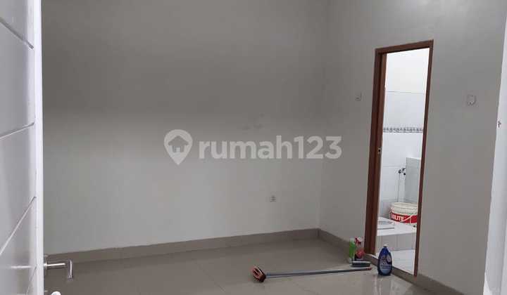 Rumah Disewa Baru Cocok utk Kantor di Jl Raya Nanjung, Cimahi Rumah Disewa Baru Cocok utk Kantor di Jl Raya Nanjung, Cimahi