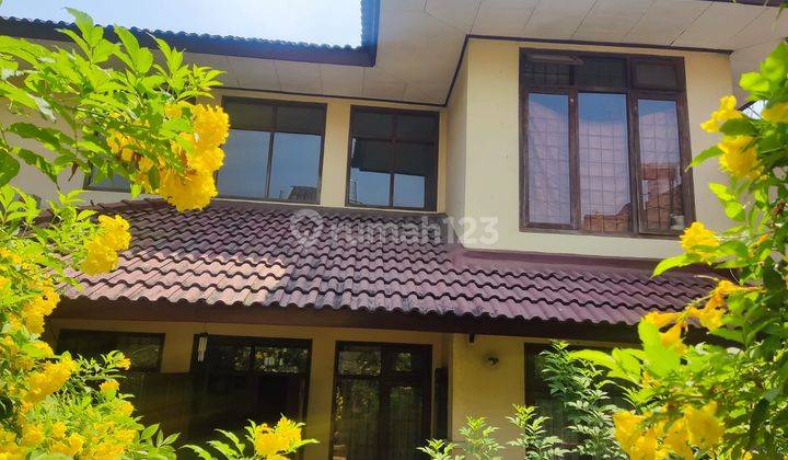 Dijual Rumah Konsep Tropical Siap Huni Billymoon Semi furnished 2