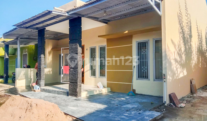 For Sale New House Near Ptc Mall Palembang. Land Area 104. Building Area 70. Certificate of Ownership.