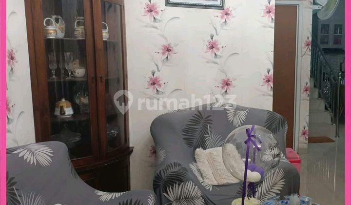 Dijual Rumah Di Trevista Residence Ciputat. Lt 91m2. Lb 124m2. Dijual Rumah Di Trevista Residence Ciputat. Lt 91m2. Lb 124m2.