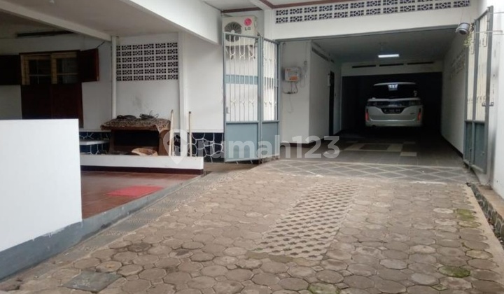 Dijual Rumah Luas Dan Asri Jl Sirnagalih Bandung. Lt 1041m2. Shm 2