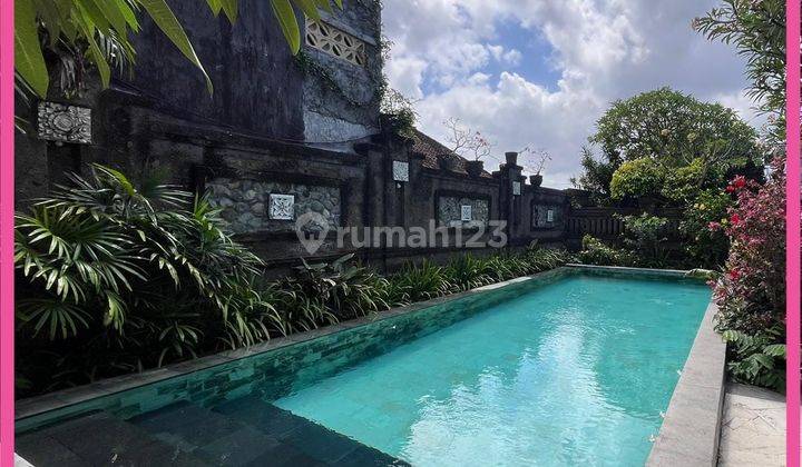 Dijual Cepat Rumah Mewah Dengan Kolam Renang di Denpasar, Bali. 1