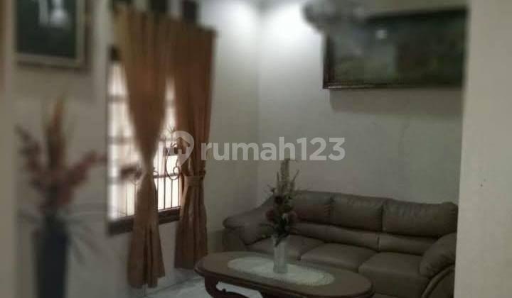 Dijual Rumah Di Robina Townhouse Jatiwaringin Termurah. Siap Huni 2