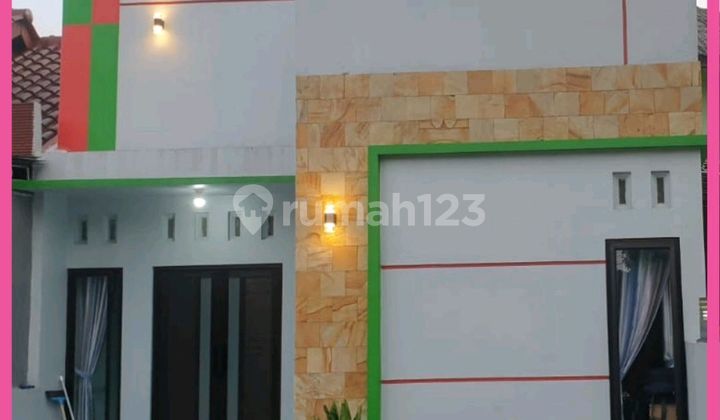 For Sale Minimalist House in Mekarsari, Cimanggis, Depok. Land area 88. Certificate of Ownership. For Sale Minimalist House in Mekarsari, Cimanggis, Depok. Land area 88. Certificate of Ownership.