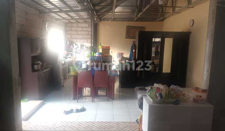 ruang makan dijual cepat rumah tytyan kencana,