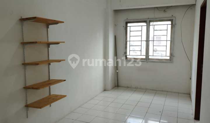 Disewakan Apartemen 2 Kamar Tidur City Park Unfurnished Free AC 4