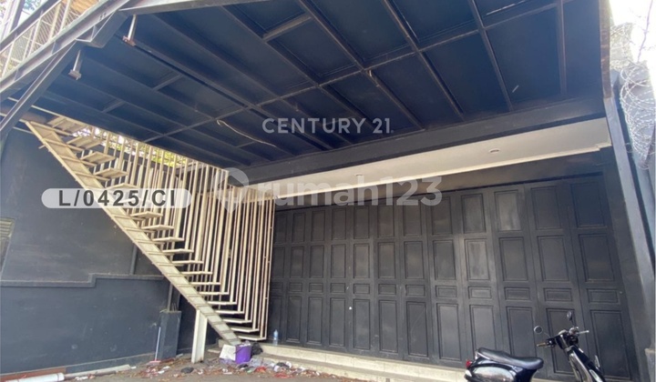 Ruko Siap Pakai Luas Cocok Utk Kulinercafe Lokasi Mainroad Kopo