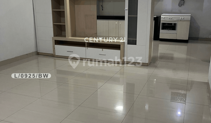 Rumah 2 Lantai Nyaman SIap Huni Dan Strategis Di Holis Bandung 