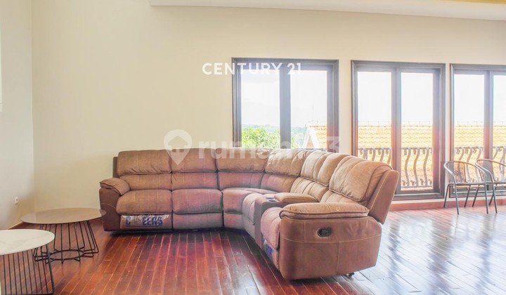 Villa Bagus 3 Floors Fully Furnished On Jl Raya Resort Dago Pakar 2