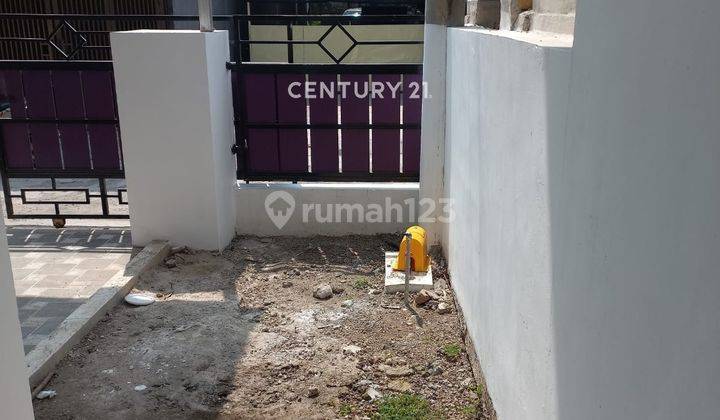 tampak depan rumah baru bagus murah siap