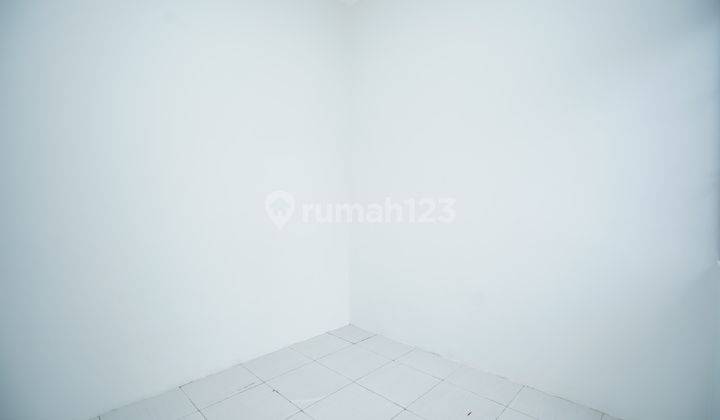 Dijual Cepat Rumah Siap Huni Lokasi Dekat Alam Sutera Harga Nego