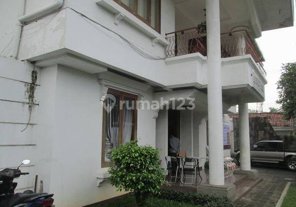 Rumah dijual  2 lantai  14