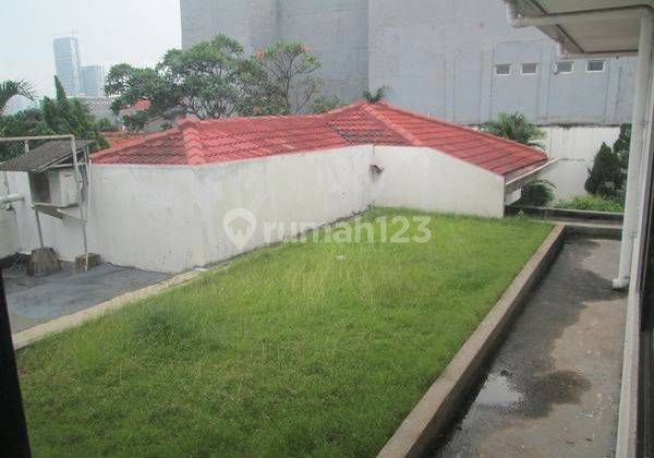 Rumah dijual  2 lantai  15
