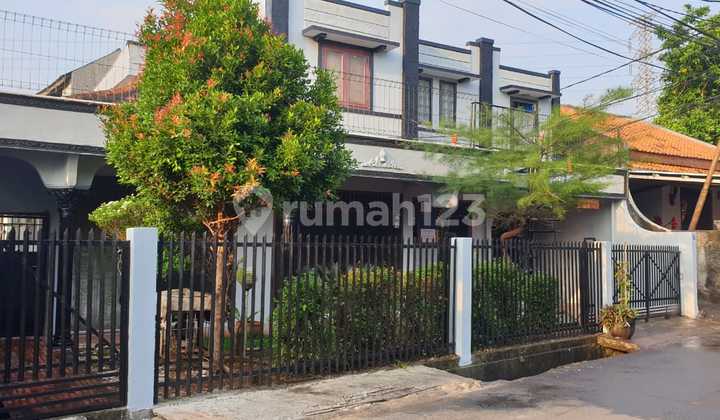 Rumah tinggal + kost lantai 2 siap huni