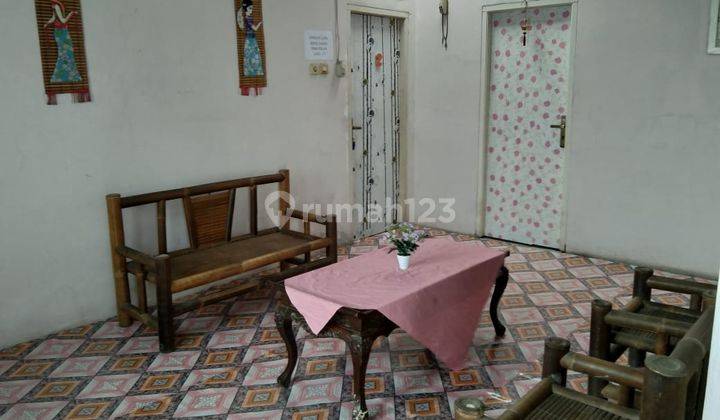 Rumah tinggal + kost lantai 2 siap huni