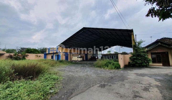 Business Space Ex Bus Pool Good Condition Boyolali Ring Road Business Space Ex Bus Pool Good Condition Boyolali Ring Road