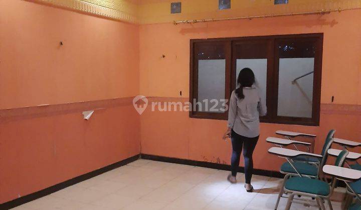 Dijual Ruko 3 lantai daerah potensial di Jalan Sriwijaya Semarang 8