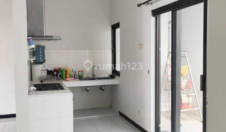 Jual rumah 2 lantai minimalis modern Gajah Timur Dalam Gayamsari 2