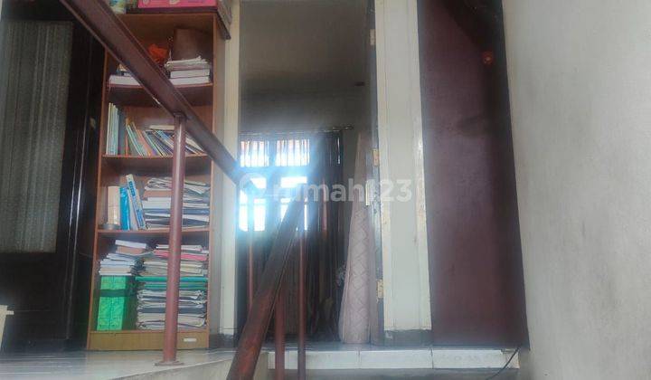 Dijual rumah tengah kota strategis  jalan Erlangga raya pleburan 2