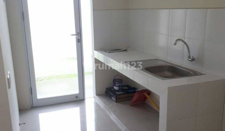 Disewakan rumah modern bagus yellowleaf citragrand 2