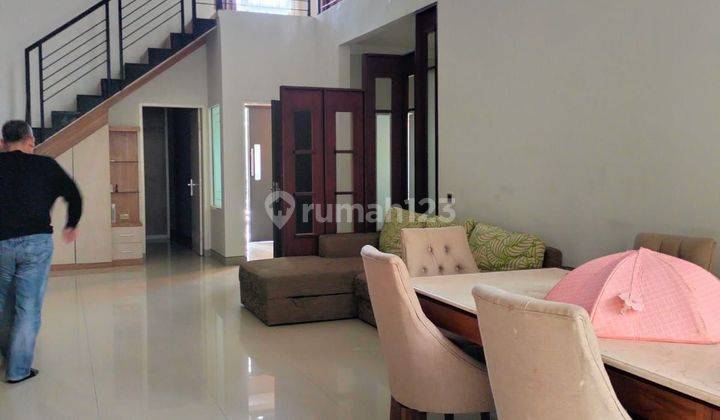 Disewakan rumah bagus modern furnished di Graha Wahid Kedungmundu 2