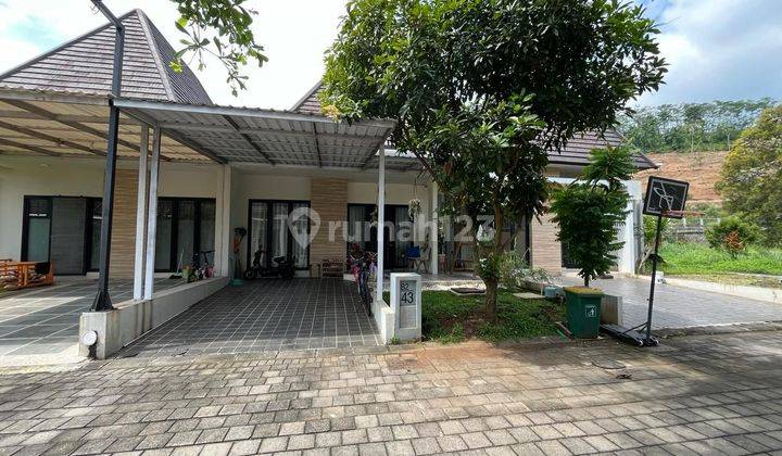 Dijual rumah tampilan mewah harga murah Amaya Ungaran 1